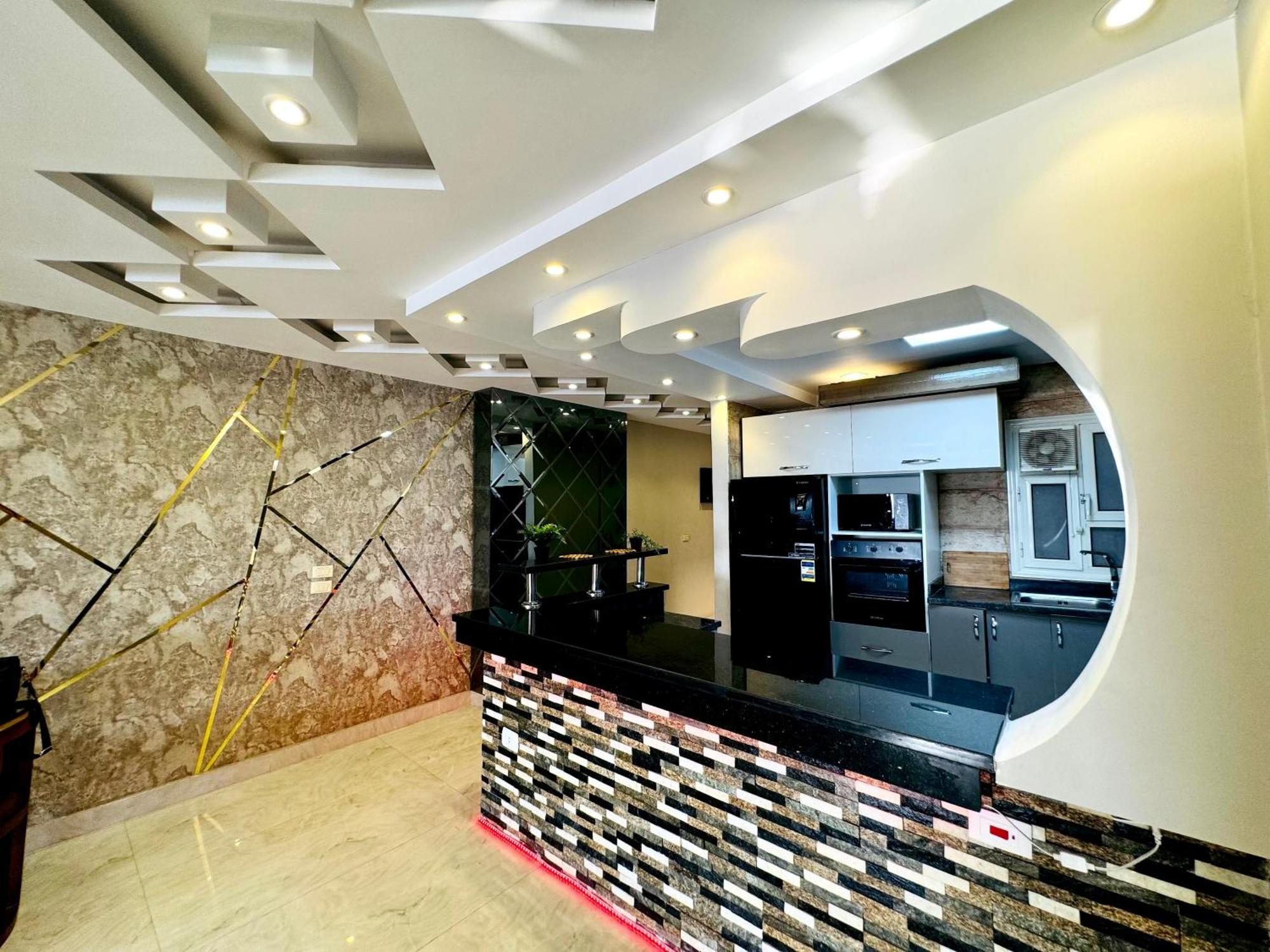 3br Nile Corniche Maadi *