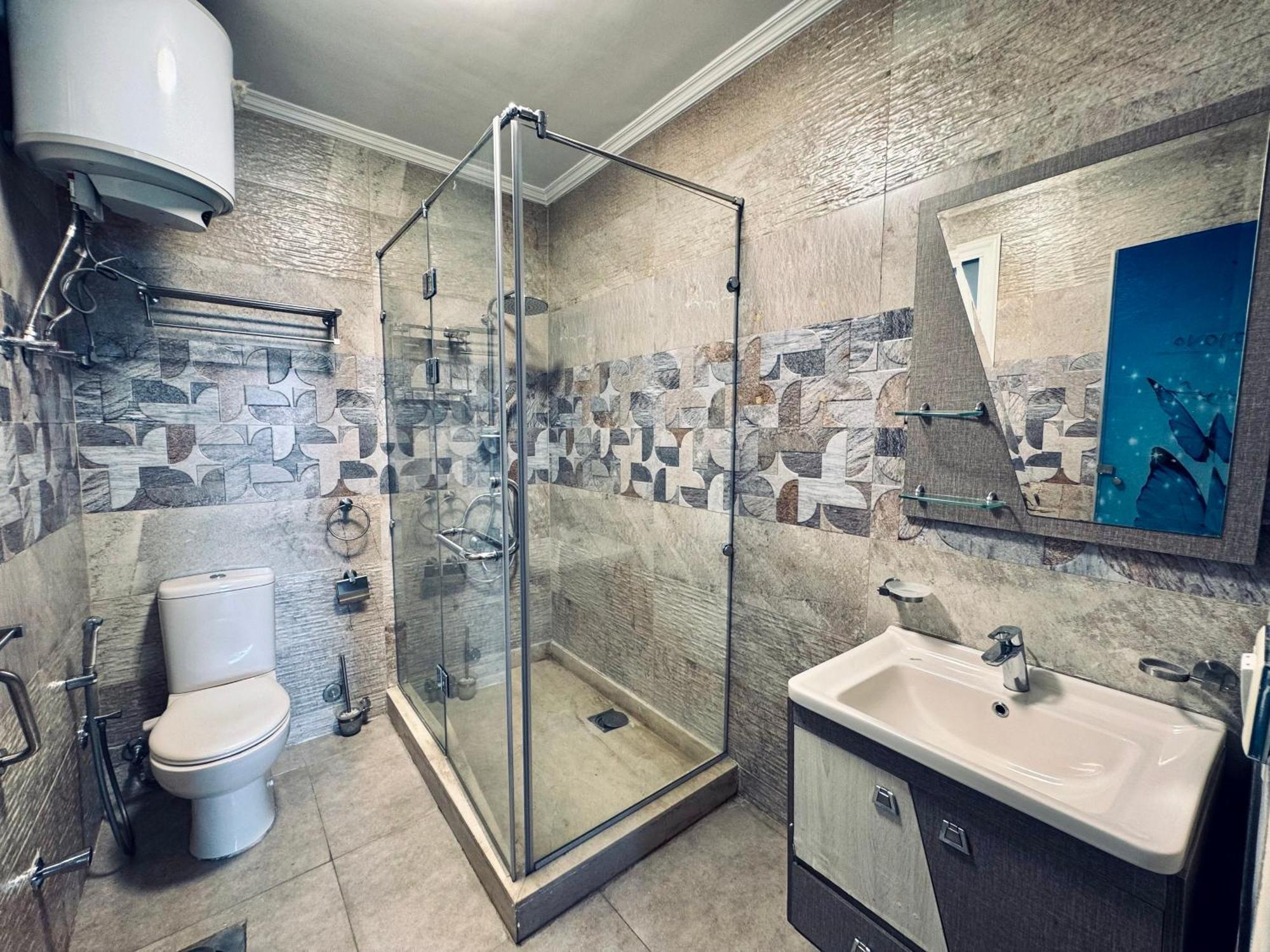 3br Nile Corniche Maadi