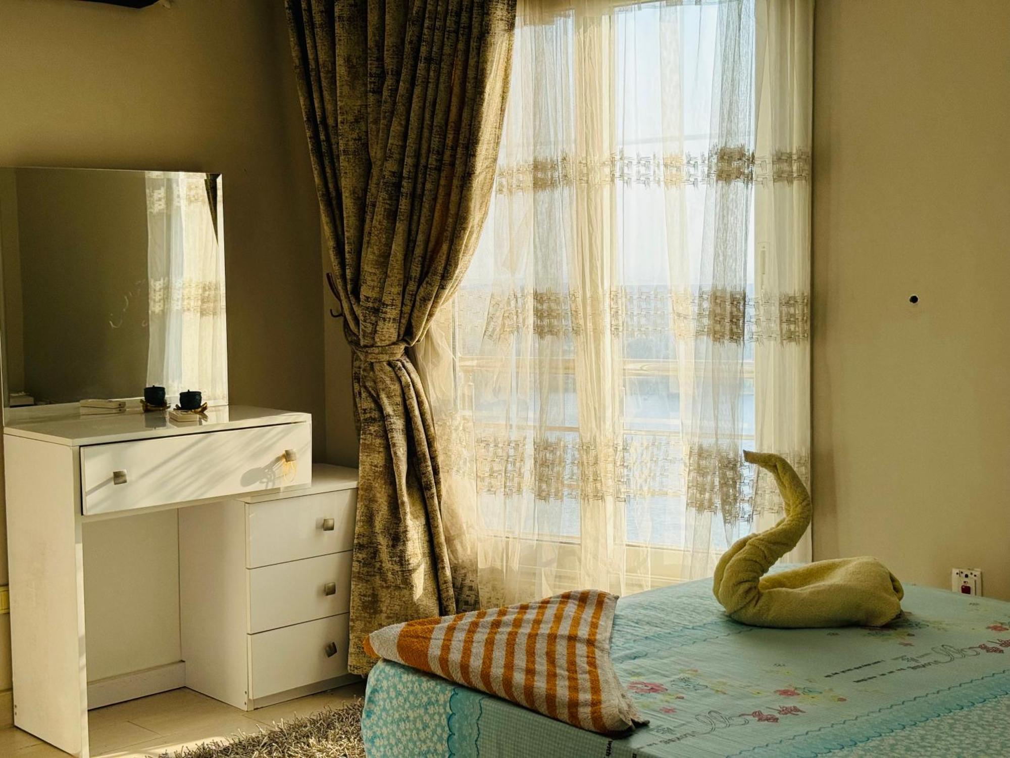 3br Nile Corniche Maadi Apartment
