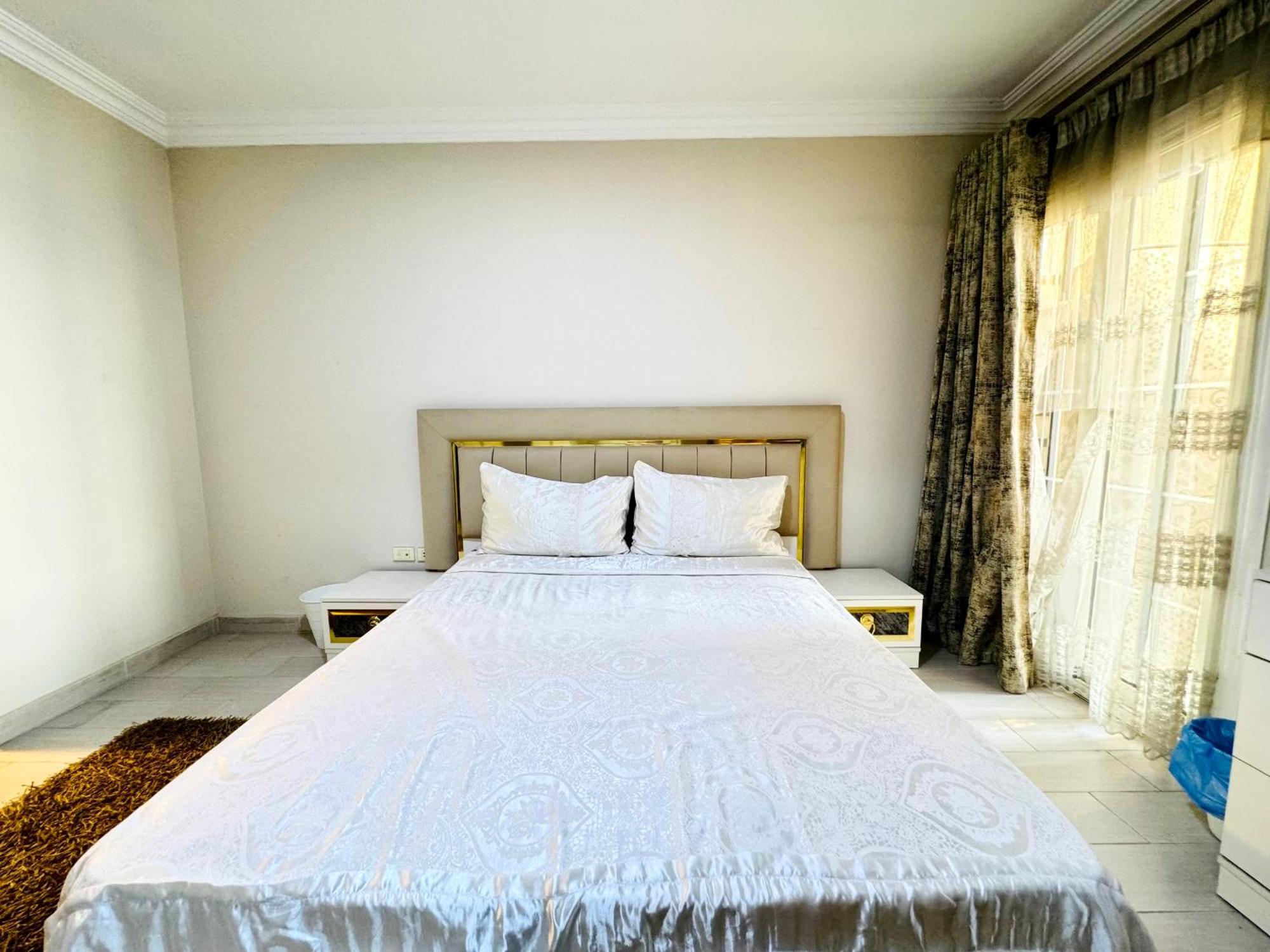 Apartment 3br Nile Corniche Maadi