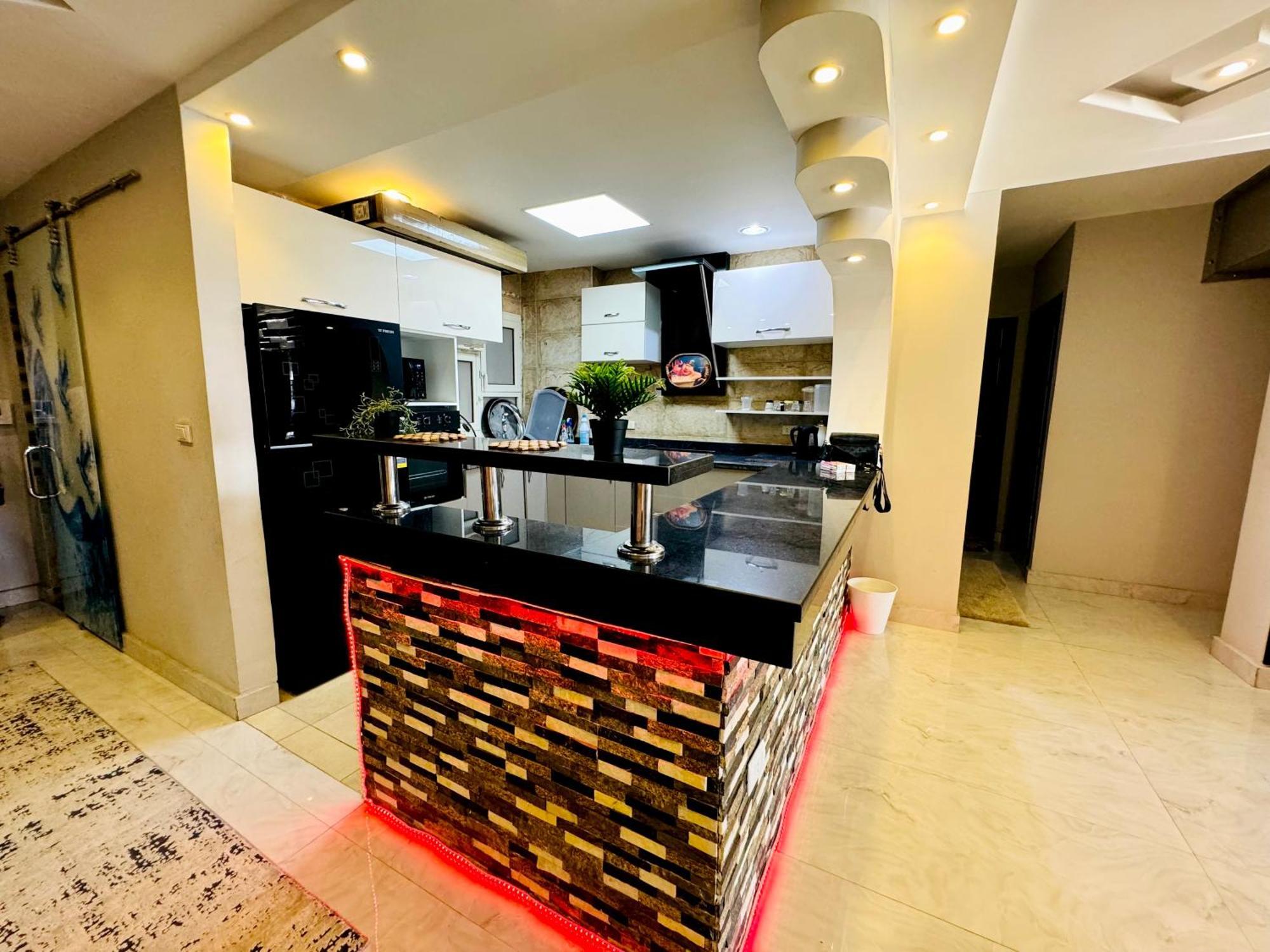 3br Nile Corniche Maadi * Cairo