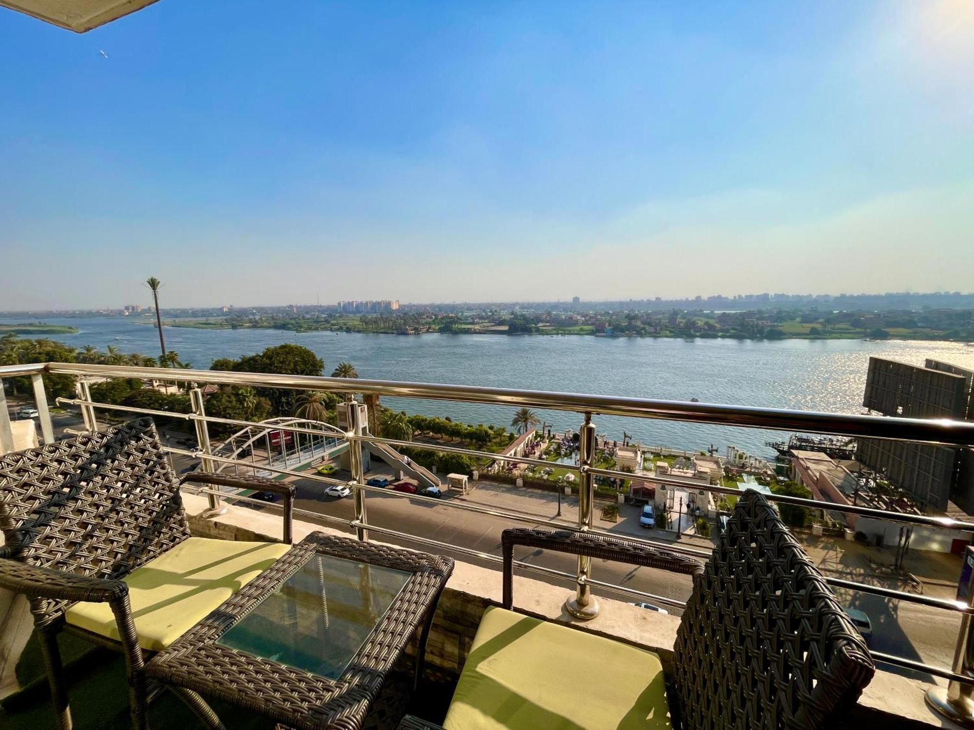 3br Nile Corniche Maadi * Cairo